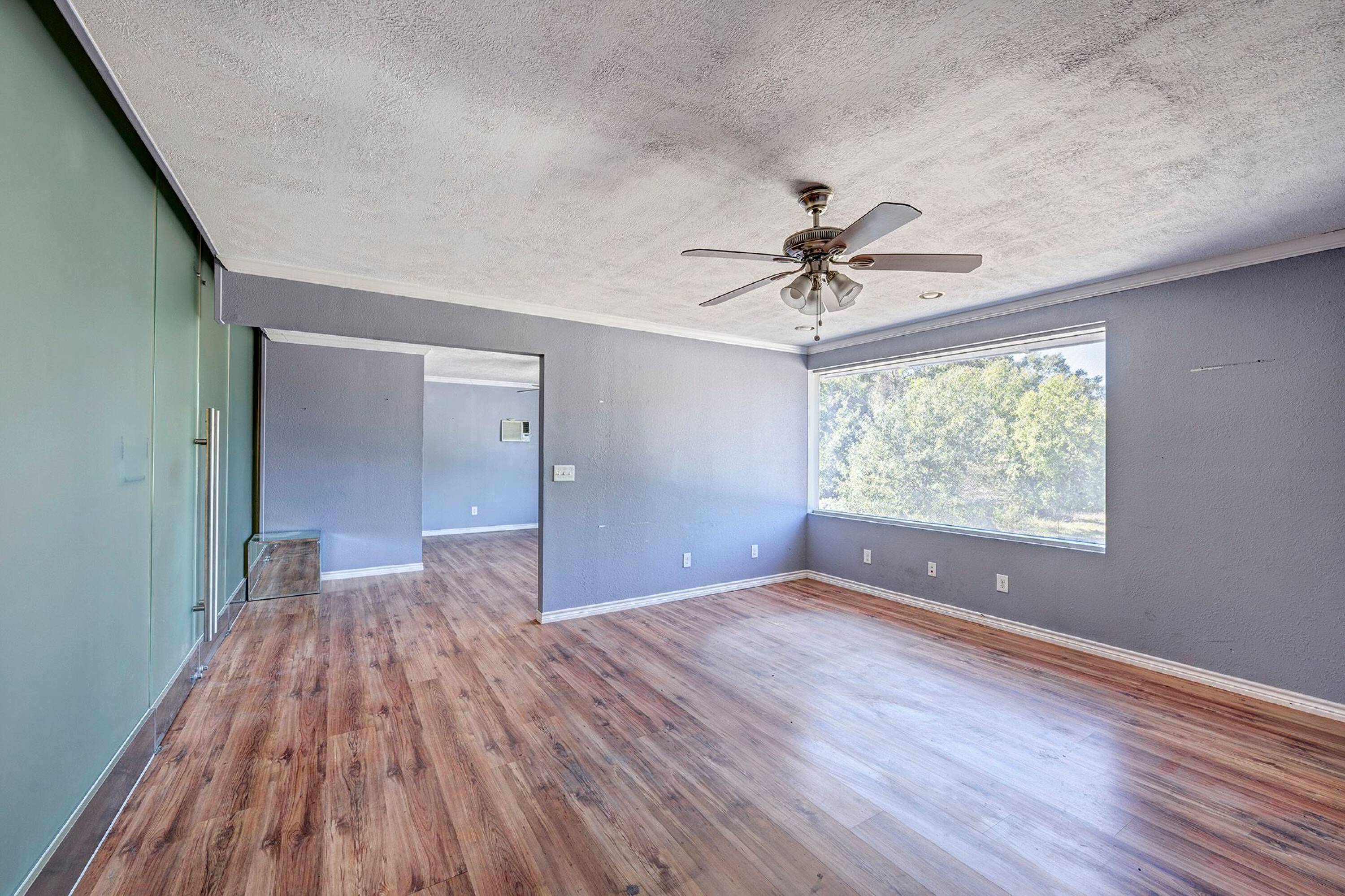 3020 Greens Rd