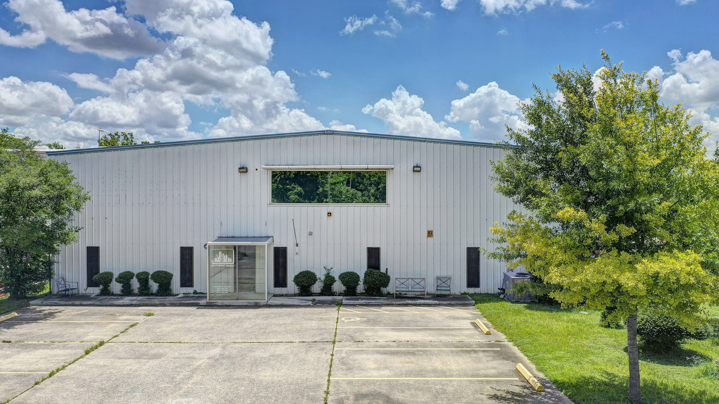 3020 Greens Rd