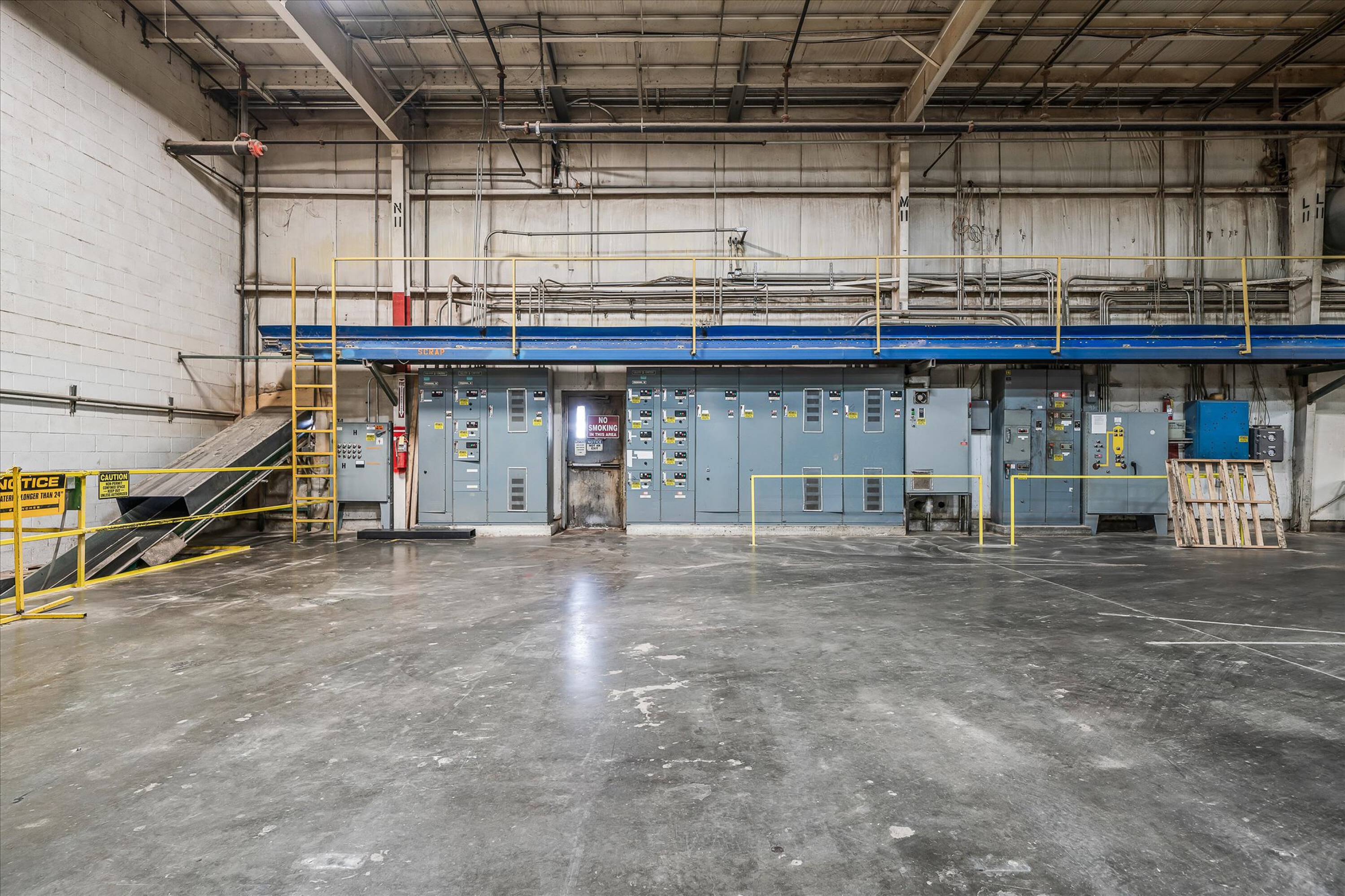 656 Interstate Dr, Crossville, TN 38555 | Crexi.com