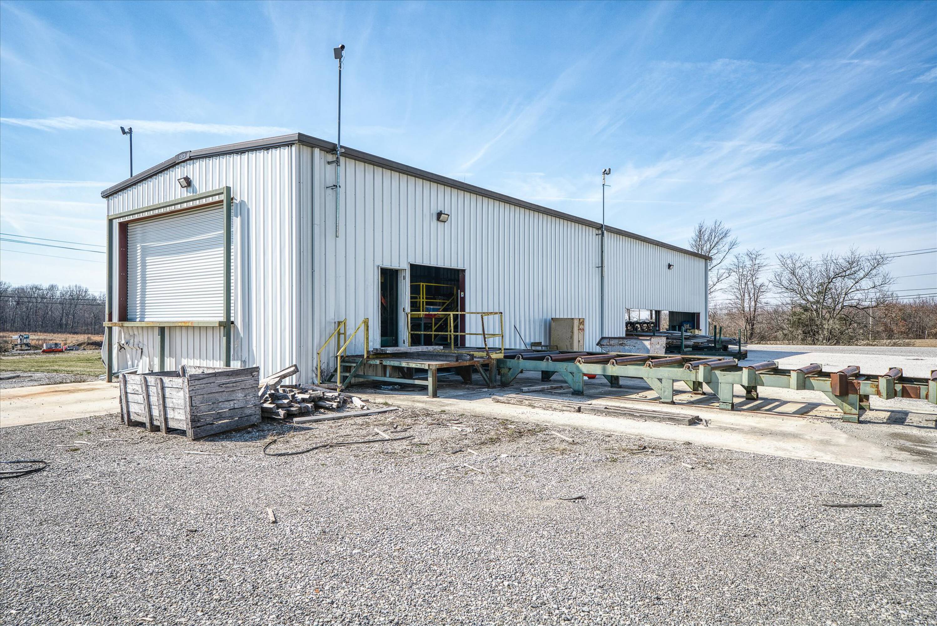 656 Interstate Dr, Crossville, TN 38555 | Crexi.com