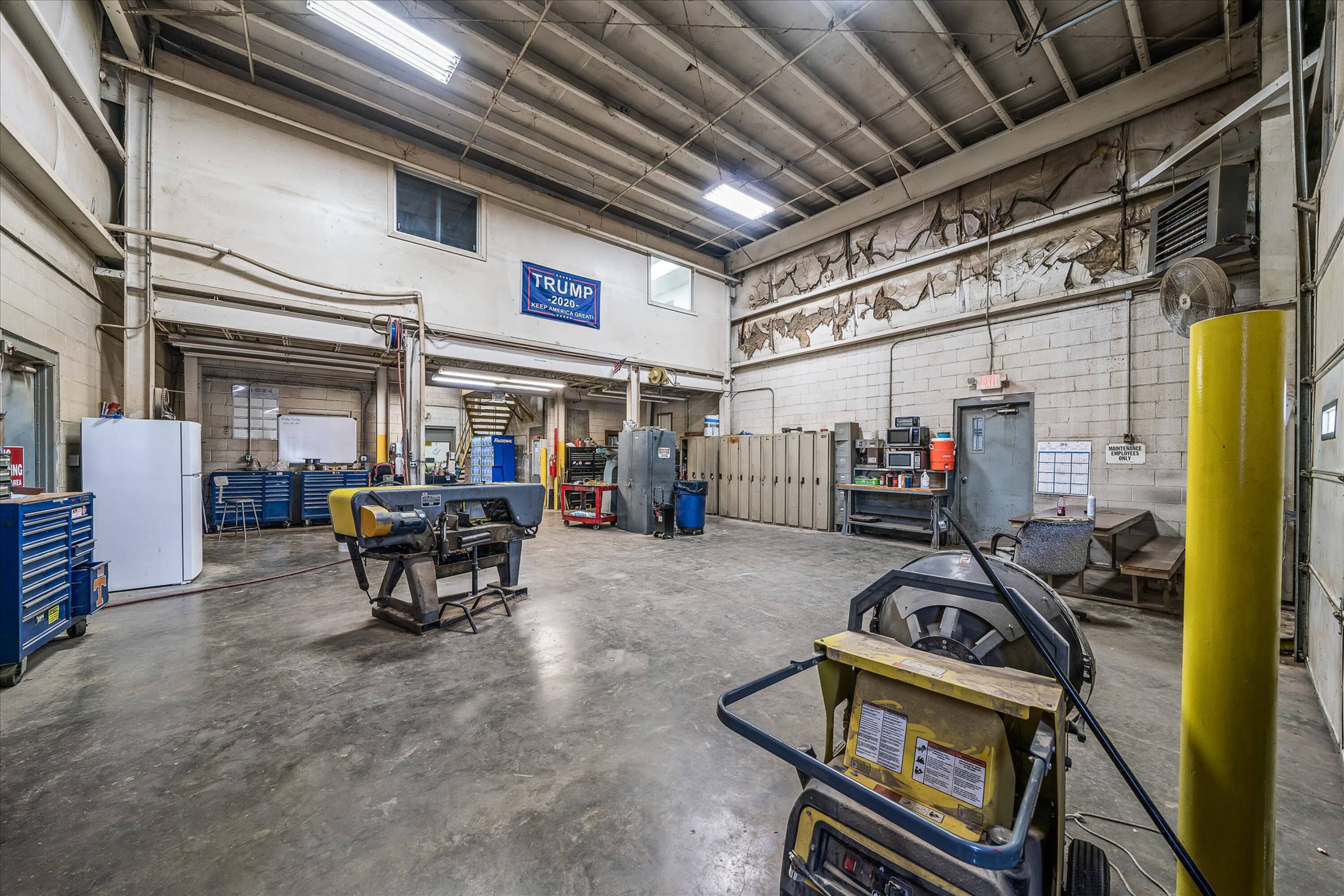 656 Interstate Dr, Crossville, TN 38555 | Crexi.com