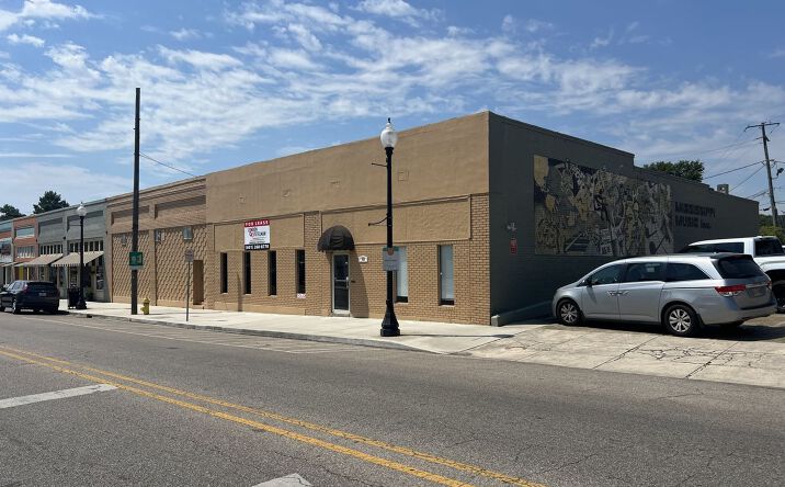Pictures of Office, Industrial property located at 222 N Main St, Hattiesburg, MS 39401 for lease - image #1