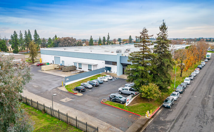 Pictures of Industrial property located at 1192 Vanderbilt Cir, Manteca, CA 95337 for lease - image #1