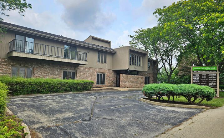 7124-windsor-lake-pkwy-loves-park-il-61111-crexi
