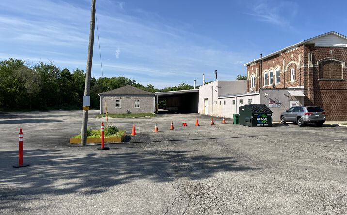 Pictures of Industrial property located at 1001 Clinton St, Lockport, IL 60441 for lease - image #1