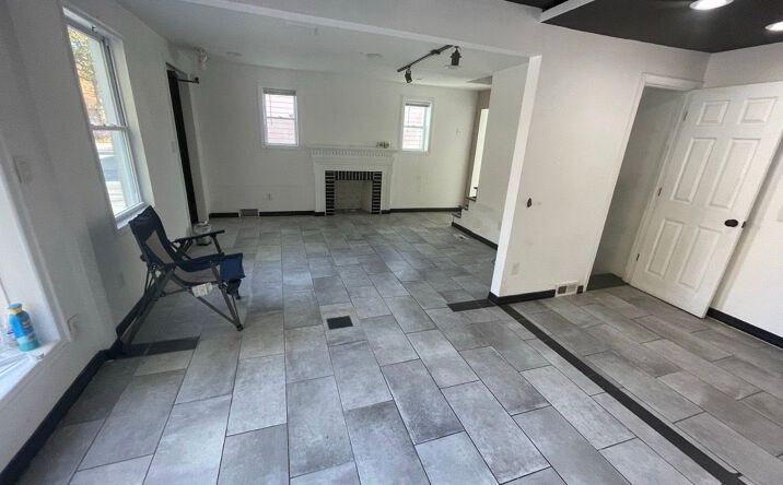 Pictures of Retail property located at 819 W Broad St, Falls Church, VA 22046 for lease - image #1