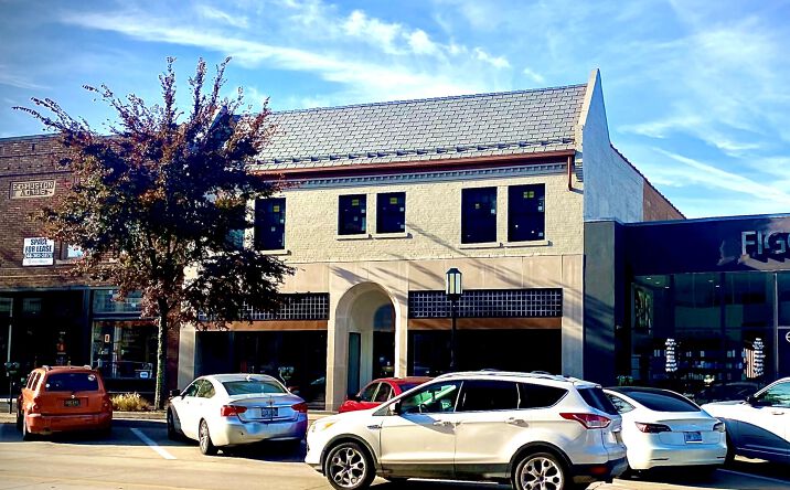 Pictures of Office property located at 237 N Old Woodward Ave, Birmingham, MI 48009 for lease - image #1