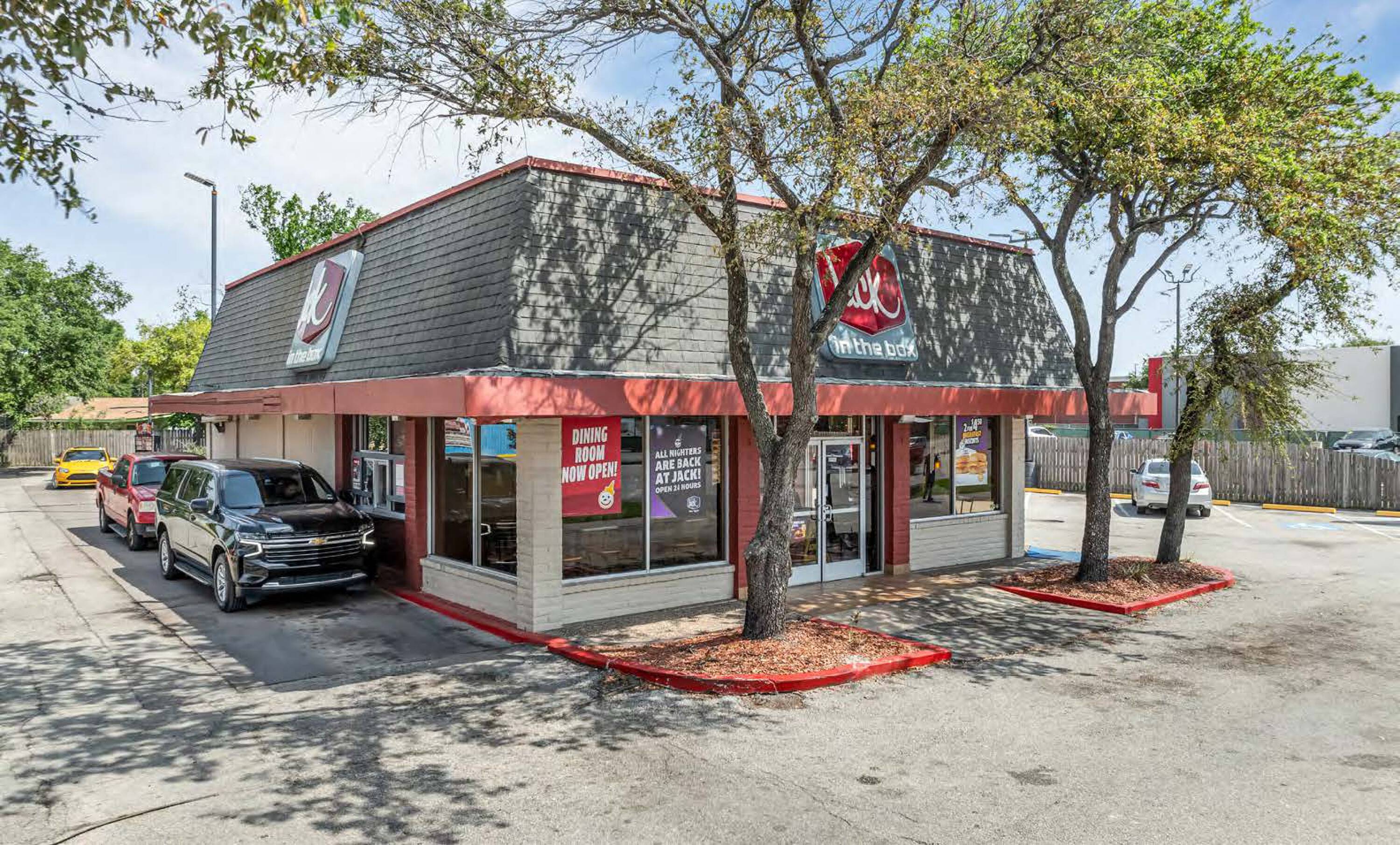 2nd Gen QSR w/Drive-Thru