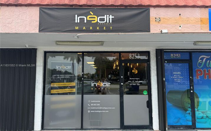 Pictures of Retail property located at 8235 SW 40th St # 8253, Miami, FL 33155 for lease - image #1