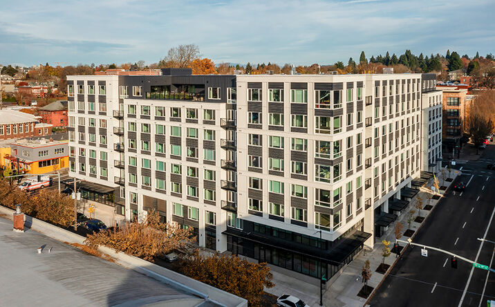 Pictures of Retail property located at 1120 SE Morrison St, Portland, OR 97214 for lease - image #1