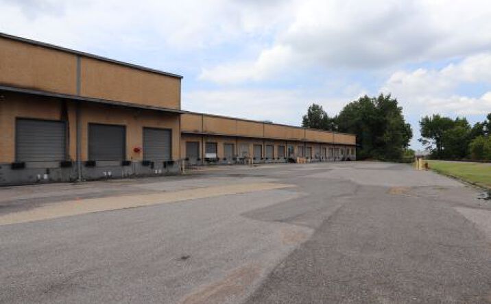 Pictures of Industrial property located at 444 Winchester Rd, Memphis, TN 38109 for lease - image #1
