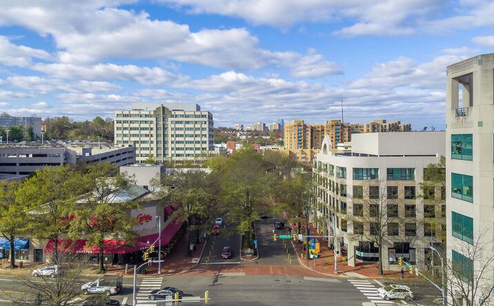 Pictures of Retail, Office property located at 2700 S Quincy St, Arlington, VA 22206 for lease - image #1
