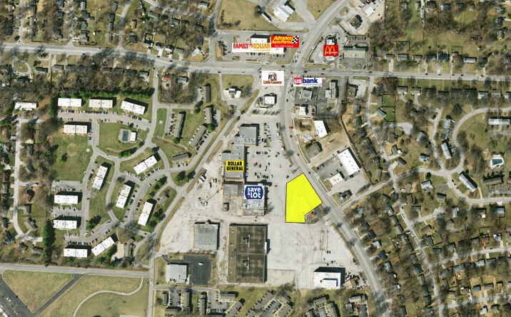 Pictures of Retail property located at 8750 Blue Ridge Blvd, Raytown, MO 64138 for lease - image #1