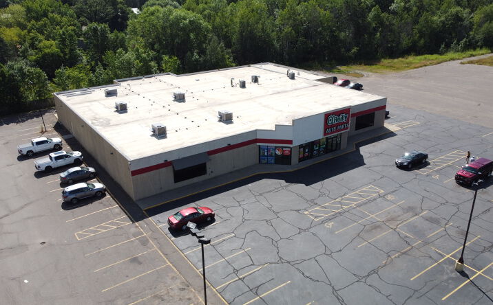 Pictures of Retail property located at 300 MN-65, Mora, MN 55051 for lease - image #1