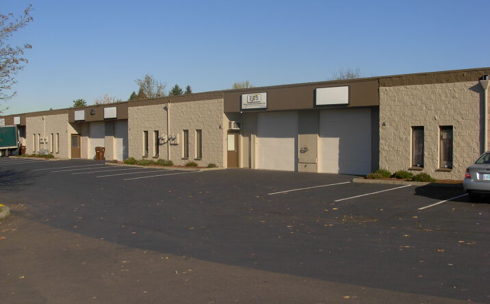 Pictures of Industrial property located at 21785 SW Tualatin Valley Hwy, Hillsboro, OR 97006 for lease - image #1