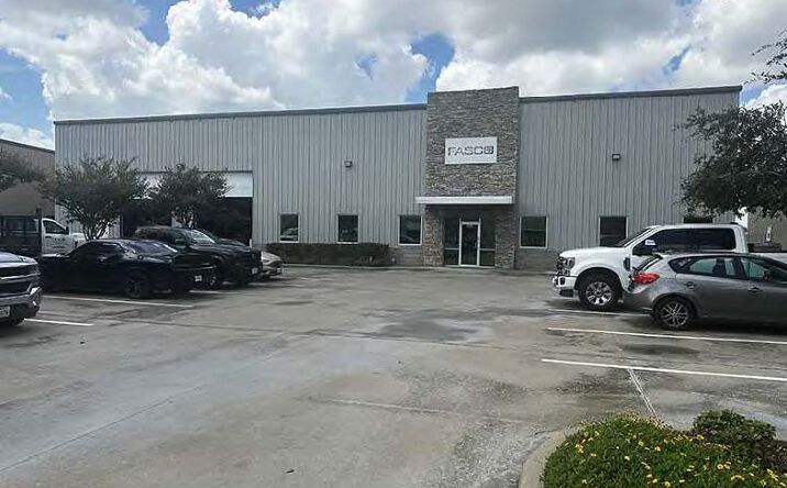 Pictures of Industrial property located at 5617 Campbell Rd, Houston, TX 77041 for lease - image #1
