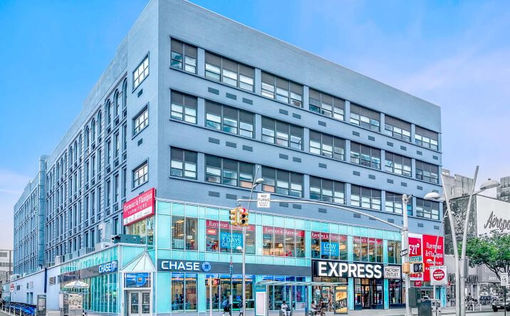 Pictures of Retail property located at 490 Fulton St, Brooklyn, NY 11201 for lease - image #1