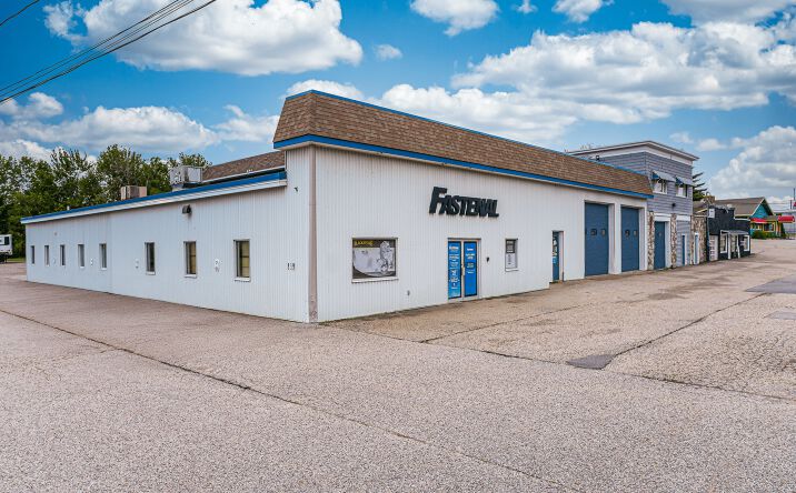 Pictures of Retail, Industrial, Special Purpose property located at 747 Minot Ave, Lewiston, ME 04240 for lease - image #1