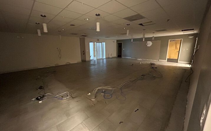 Pictures of Retail, Office property located at 3300 W New Haven Avenue, Melbourne, FL 32904 for lease - image #1