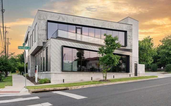 Pictures of Retail, Office property located at 2600 S 1st St, Austin, TX 78704 for lease - image #1