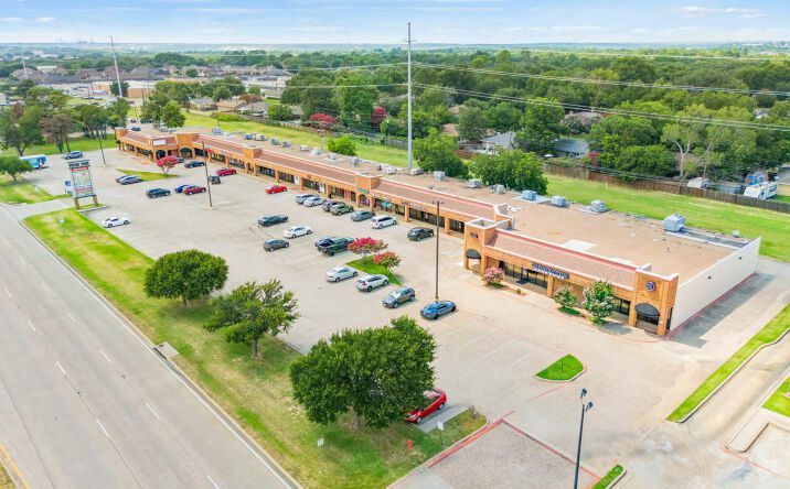 2401 W PIONEER PKWY, Pantego, TX 76013 | Crexi.com