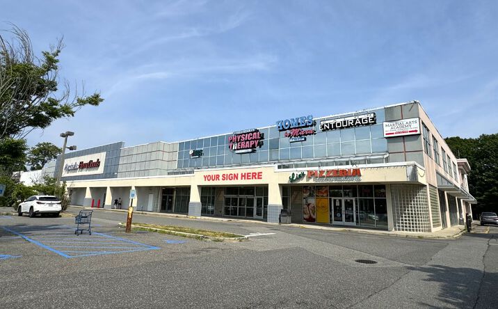 Pictures of Retail, Office property located at 565 Jericho Turnpike, Syosset, NY 11791 for sales - image #1