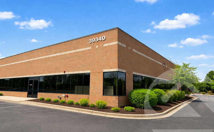 Pictures of Industrial property located at 39340 Country Club Dr, Farmington Hills, MI 48331 for lease - image #1