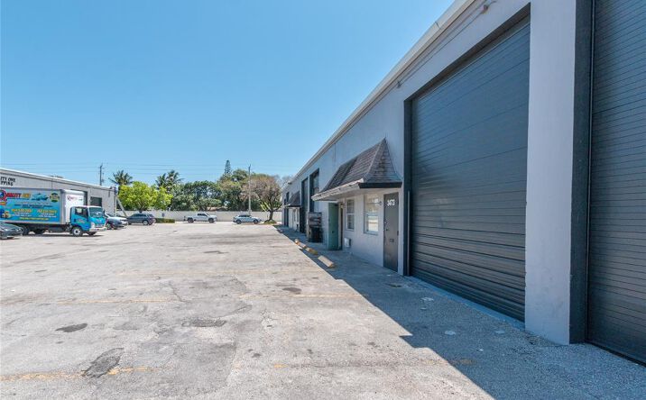 Pictures of Industrial property located at 3603 NW 19 Street, Lauderdale Lakes, FL 33311 for lease - image #1