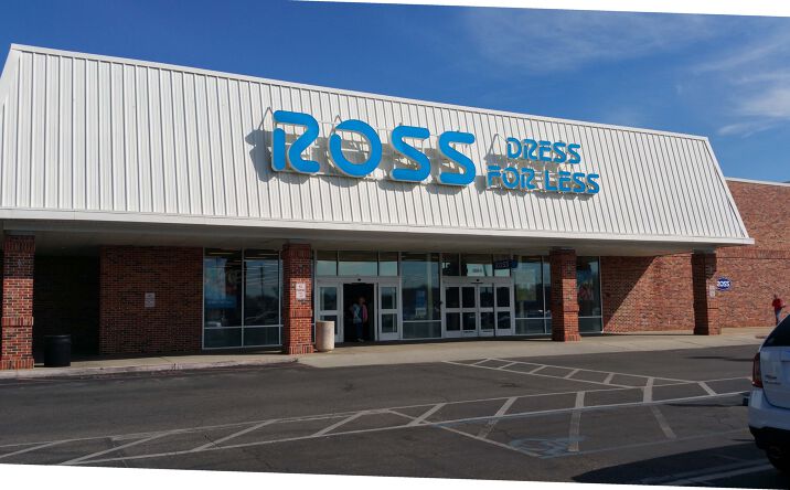Pictures of Retail property located at 8102 N Davis Hwy, Pensacola, FL 32514 for lease - image #1