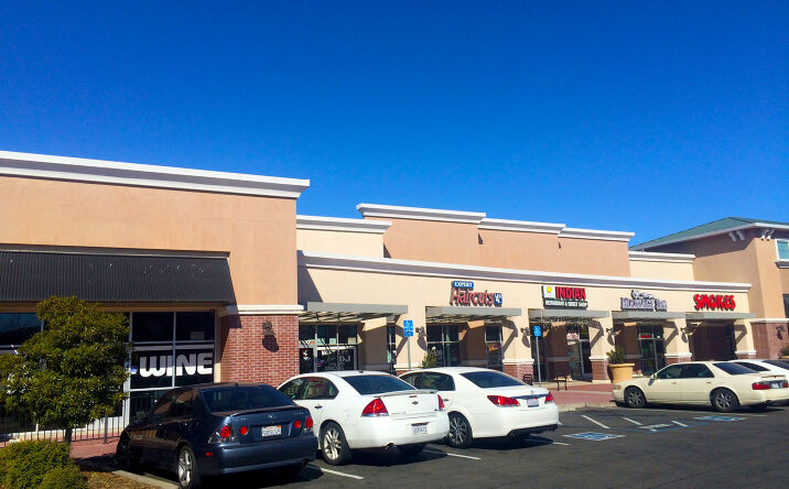 Pictures of Retail property located at 7431 W Stockton Blvd, Sacramento, CA 95823 for lease - image #1