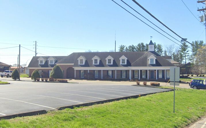 Pictures of Office property located at 334 Broadway, Hartsville, TN 37074 for lease - image #1