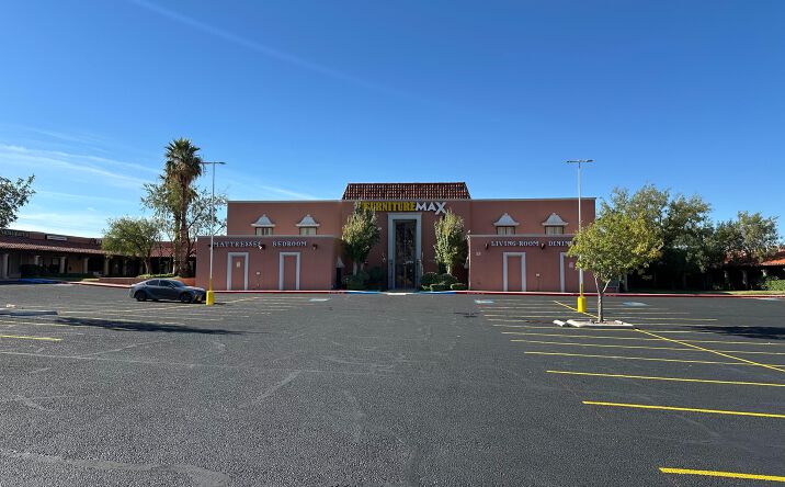 Pictures of Retail, Office, Special Purpose property located at 5411 N Mesa St, El Paso, TX 79912 for lease - image #1