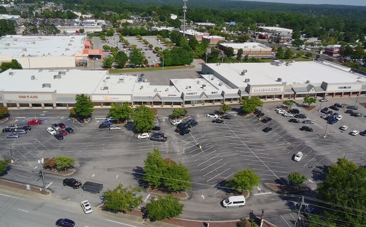 Pictures of Retail property located at 918 N Lake Dr, Lexington, SC 29072 for lease - image #1