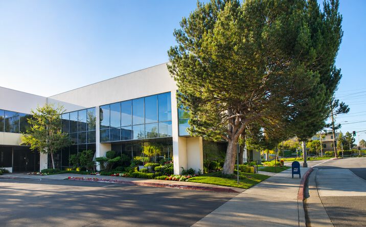 Pictures of Industrial property located at 1707 Stewart St, Santa Monica, CA 90404 for lease - image #1