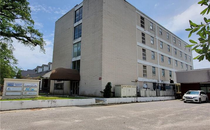 Pictures of Office property located at 1509 Government St, Mobile, AL 36604 for lease - image #1