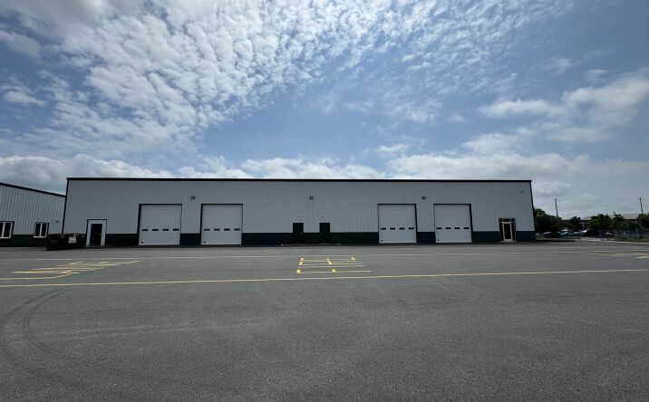 Pictures of Industrial property located at 210 Carroll Dr, New Castle, DE 19720 for lease - image #1