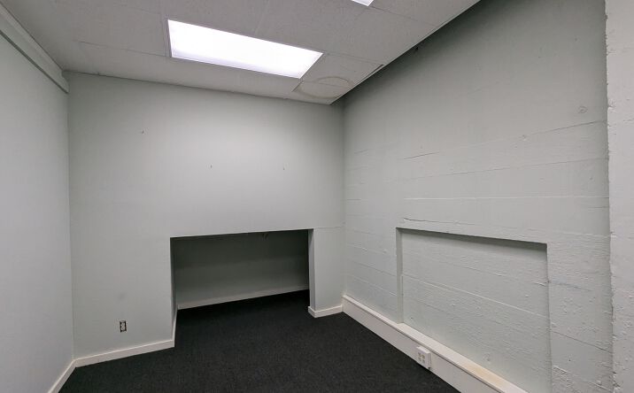 Pictures of Retail, Office property located at 13th St, Oakland, CA 94607 for lease - image #1