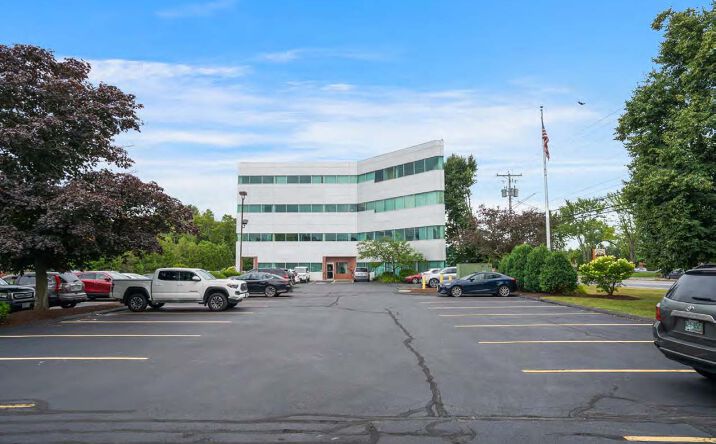 Pictures of Office property located at 547 Amherst St, Nashua, NH 03063 for lease - image #1