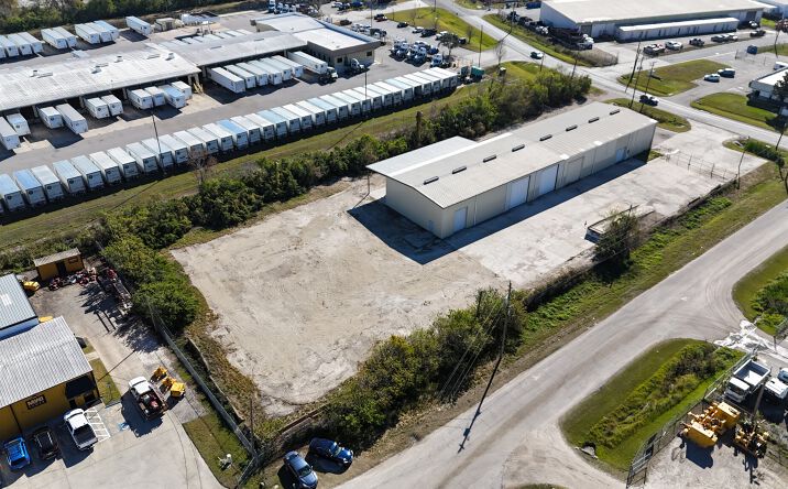 Pictures of Industrial property located at 8930 Maislin Dr, Tampa, FL 33637 for lease - image #1