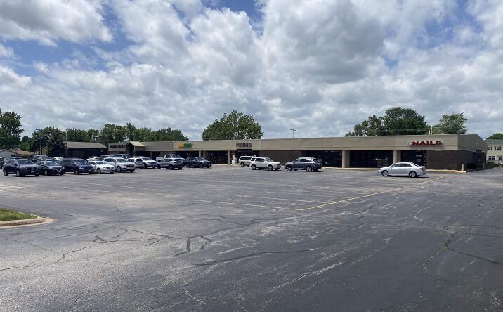 Pictures of Retail, Office property located at 1700 PARK Avenue, Muscatine, IA 52761 for lease - image #1
