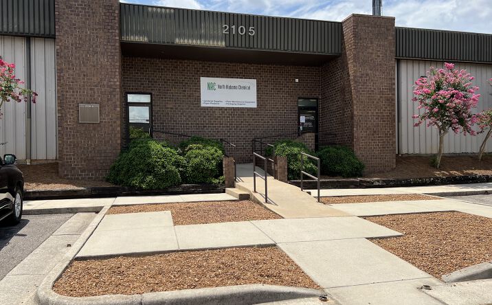 Pictures of Industrial property located at 2105 W Ferry Way SW, Huntsville, AL 35801 for lease - image #1