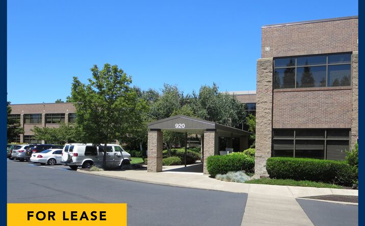 Pictures of Office property located at 920 Country Club Rd, Eugene, OR 97401 for lease - image #1