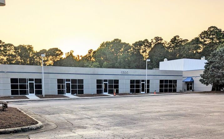 Pictures of Retail, Office, Industrial property located at 3300 Gateway Centre Blvd, Morrisville, NC 27560 for lease - image #1