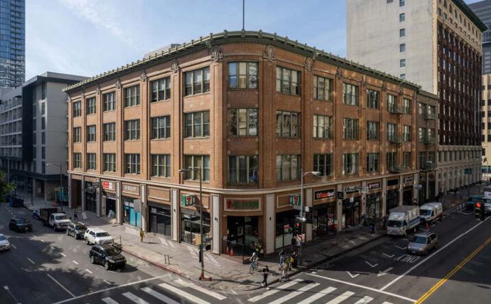 Pictures of Retail property located at 500 W. 7th Street, Los Angeles, CA 90014 for lease - image #1
