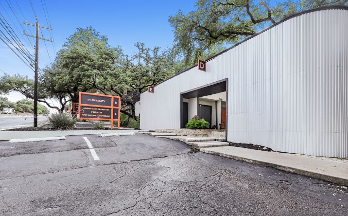 Pictures of Office property located at 8647 Wurzbach Rd, San Antonio, TX 78240 for lease - image #1