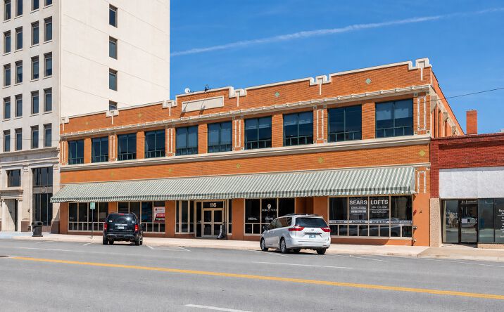 Pictures of Retail, Office, Restaurant property located at 116 E Randolph Ave, Enid, OK 73701 for lease - image #1