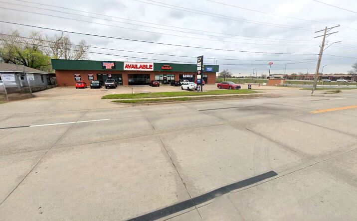 Pictures of Retail property located at 1260 24th Ave SW, Norman, OK 73072 for lease - image #1