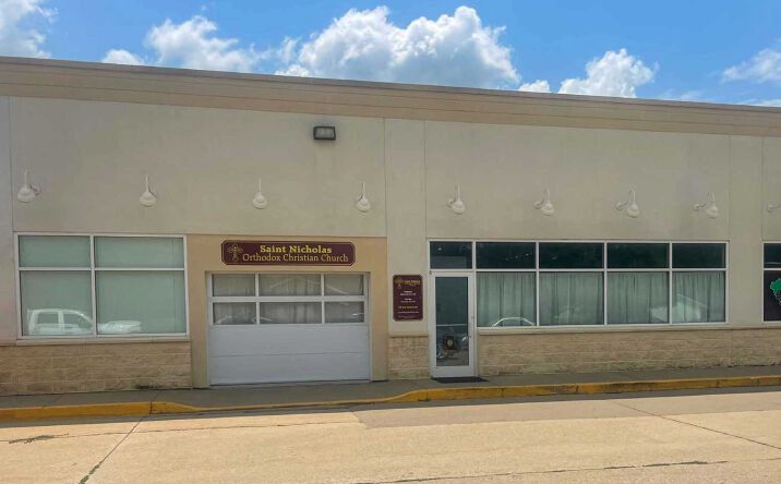 Pictures of Retail, Office property located at 518 E Oskaloosa St, Pella, IA 50219 for lease - image #1