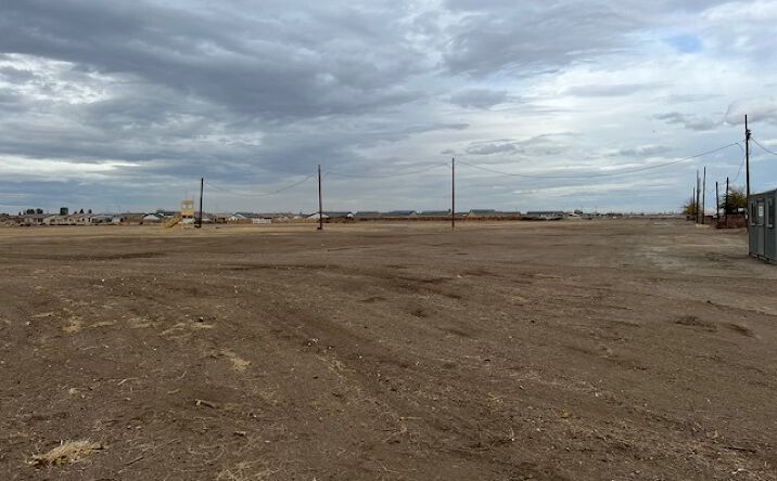 Pictures of Land property located at 1000 E Hosking Ave, Bakersfield, CA 93307 for lease - image #1