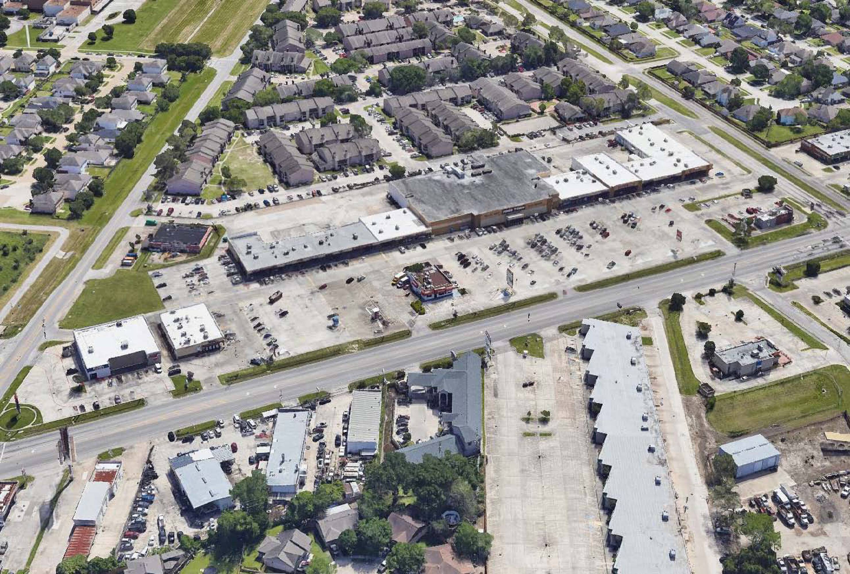 Camden Park Shopping Center